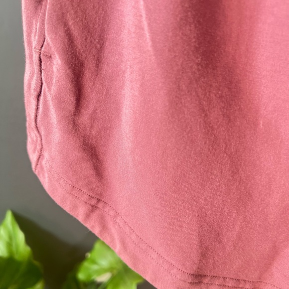 Lululemon - Picture 10 of 14